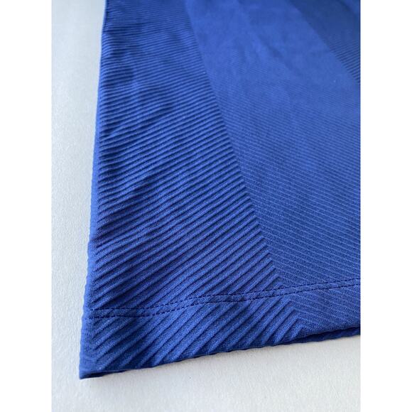 Athleta Shirt Womens Size XL Blue Flurry Base Layer NEW Casual Stretchy Tank Top - Picture 7 of 7